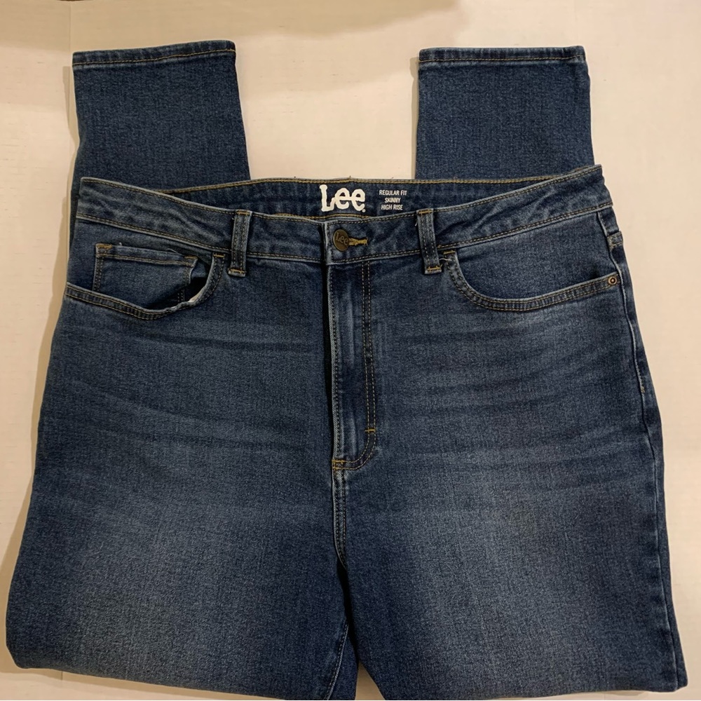 Lee High-Rise Skinny Jeans